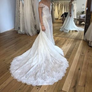 Lee Petra Grebenau Wedding Dress Detachable Overskirt